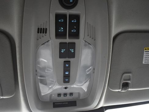 Used 2015 Chevrolet Equinox LTZ image 19