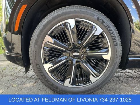 Used 2025 Cadillac Escalade IQ Sport 1 w/ Smart Trailering package AWD/4WD image 31