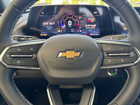 New 2026 Chevrolet Traverse LT w/ Driver Confidence Package FWD image 28