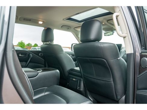 Used 2024 INFINITI QX80 Luxe AWD/4WD image 18
