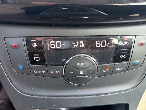 Used 2019 Nissan Sentra SV w/ Special Edition Package FWD image 13