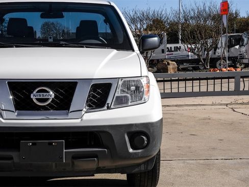 Used 2019 Nissan Frontier S image 41
