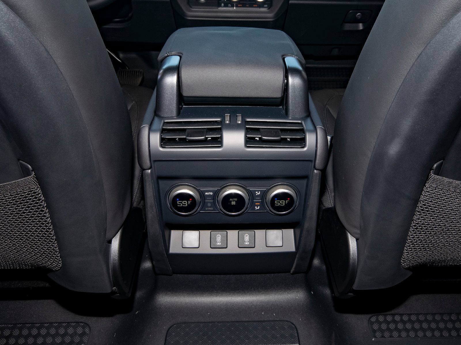 New 2026 Land Rover Defender 110 AWD/4WD image 50
