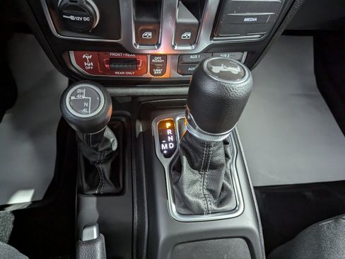 New 2026 Jeep Wrangler Rubicon image 16