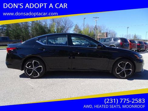 Used 2024 Nissan Altima 2.5 SR AWD w/ Premium Package image 1