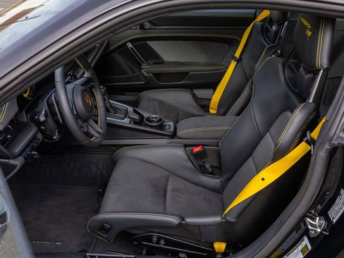 Used 2025 Porsche 911 GT3 RS image 43