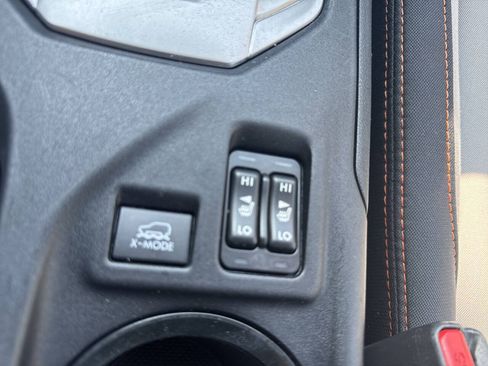 Used 2019 Subaru Crosstrek 2.0i Premium AWD/4WD image 31