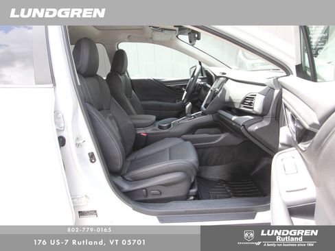 Used 2023 Subaru Outback Limited image 9