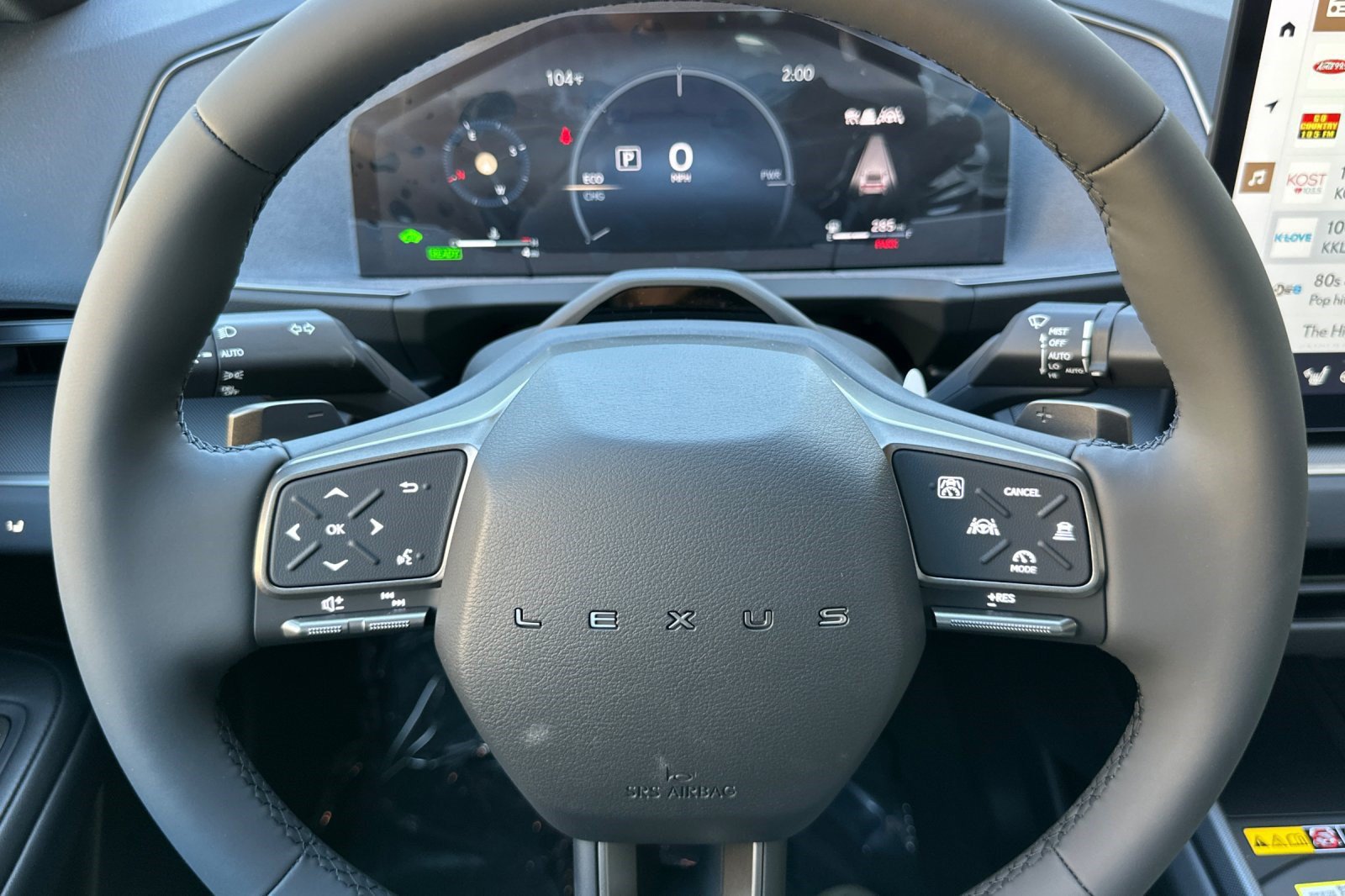 New 2026 Lexus ES 350h w/ Cold Area Package FWD image 11