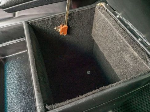 Used 2019 Mercedes-Benz Sprinter 2500 image 32