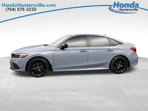 Used 2024 Honda Civic Sport image 5