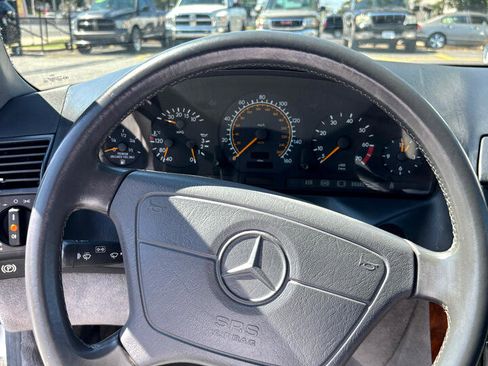 Used 1992 Mercedes-Benz 500 SL image 6