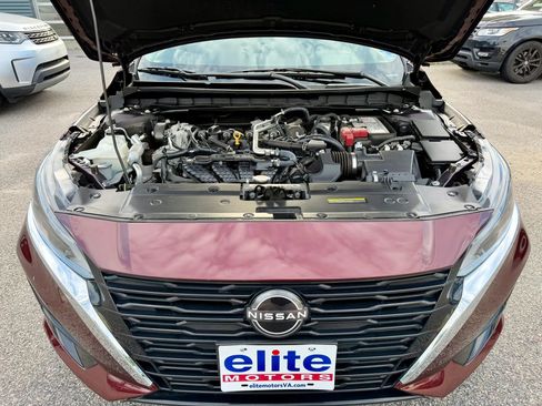 Used 2023 Nissan Altima 2.5 SV AWD/4WD image 9