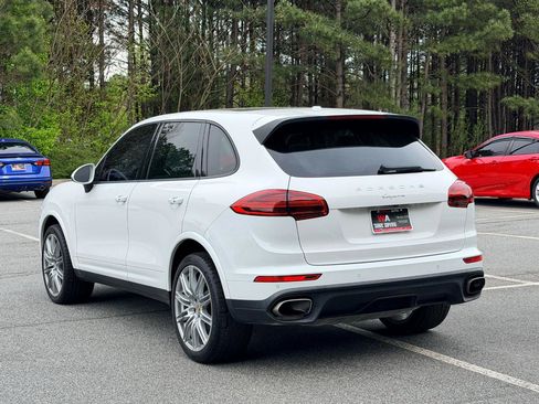 Used 2017 Porsche Cayenne Platinum Edition AWD/4WD image 6