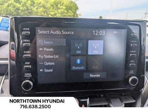 Used 2020 Toyota Corolla LE FWD image 20