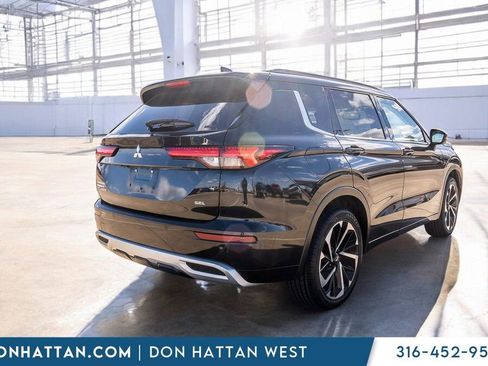 Used 2022 Mitsubishi Outlander SEL image 35