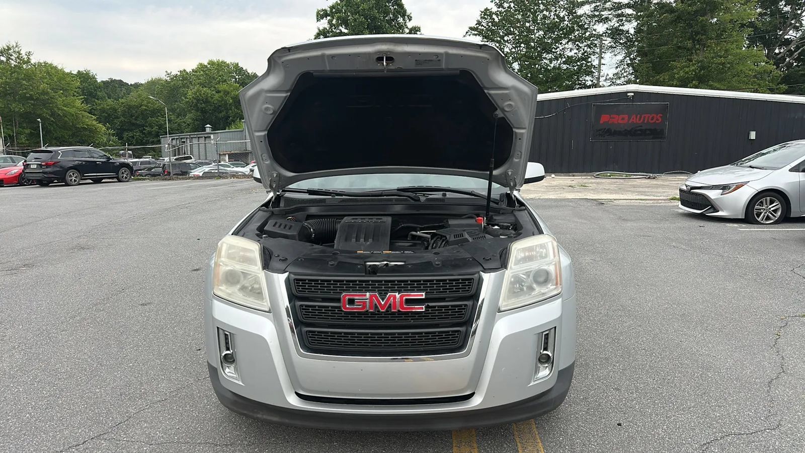 Used 2015 GMC Terrain SLE FWD image 4