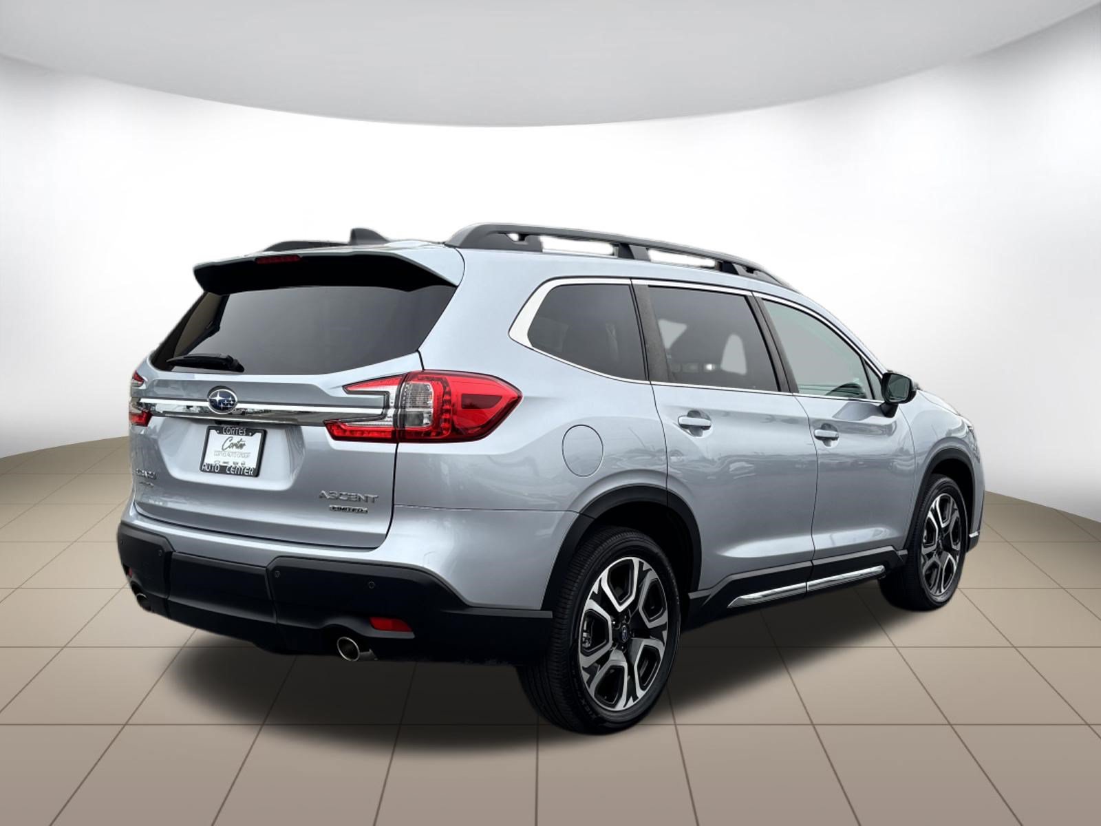 Used 2023 Subaru Ascent Limited AWD/4WD image 7