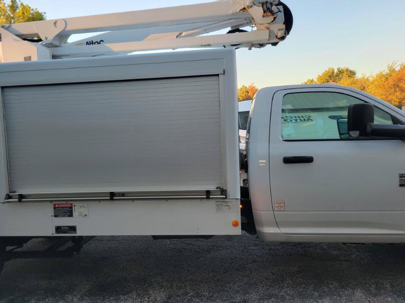 Used 2017 RAM 5500 Tradesman w/ Power & Remote Entry Group RWD image 15