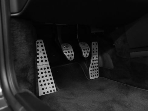 Used 2011 Porsche 911 GT3 RS image 50