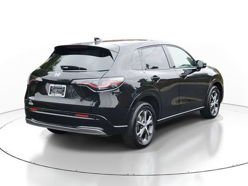 Used 2024 Honda HR-V EX-L image 4