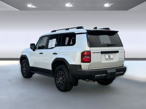 Used 2024 Toyota Land Cruiser image 3