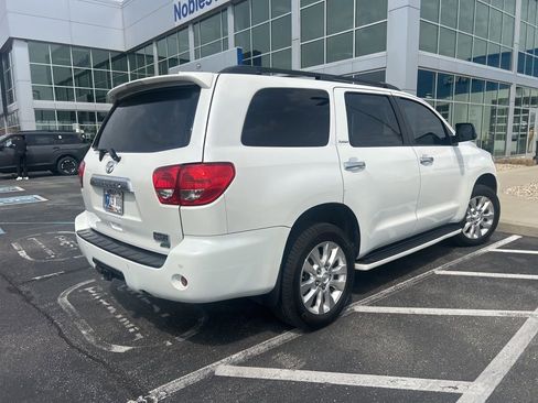 Used 2012 Toyota Sequoia Platinum image 5