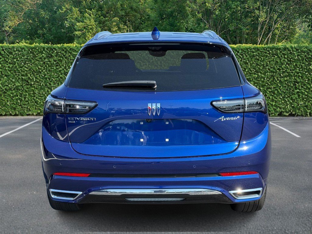 Used 2025 Buick Envision Avenir AWD/4WD image 5