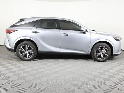 Used 2024 Lexus RX 350 FWD w/ Technology Package image 4