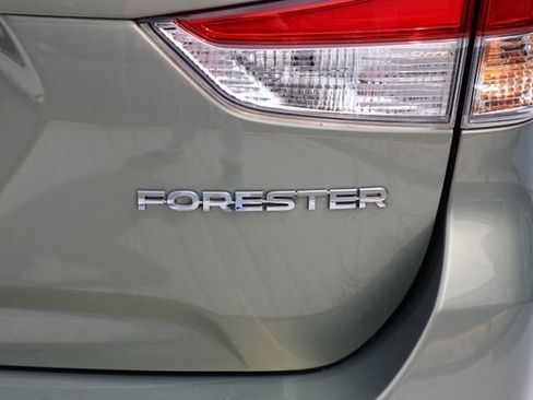 Used 2021 Subaru Forester Premium AWD/4WD image 56