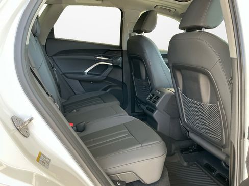 New 2025 Audi Q5 Premium image 11