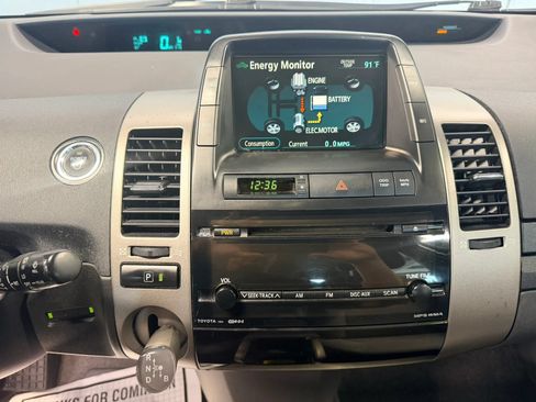 Used 2007 Toyota Prius w/ Pkg 2 FWD image 10