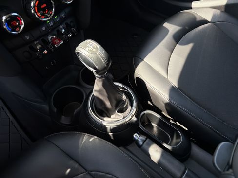 Used 2016 MINI Cooper 4-Door Hardtop FWD image 61