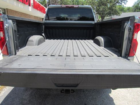 Used 2025 Chevrolet Silverado 2500 Custom w/ Custom Value Package AWD/4WD image 15