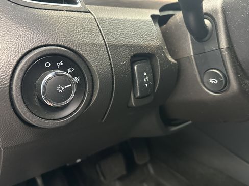 Used 2015 Ford Taurus SEL w/ Equipment Group 201A image 20