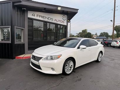 Used 2014 Lexus ES 350 w/ Ultra Luxury Package