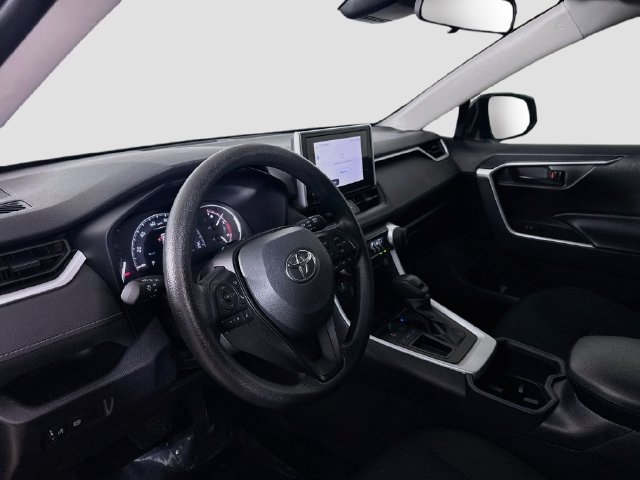 Used 2025 Toyota RAV4 LE FWD image 21