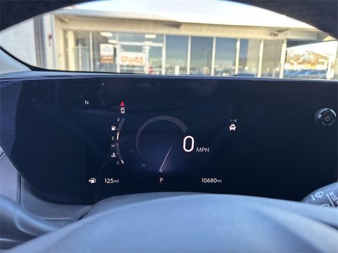 Used 2024 Buick Encore GX Sport Touring w/ Experience Buick Package image 10