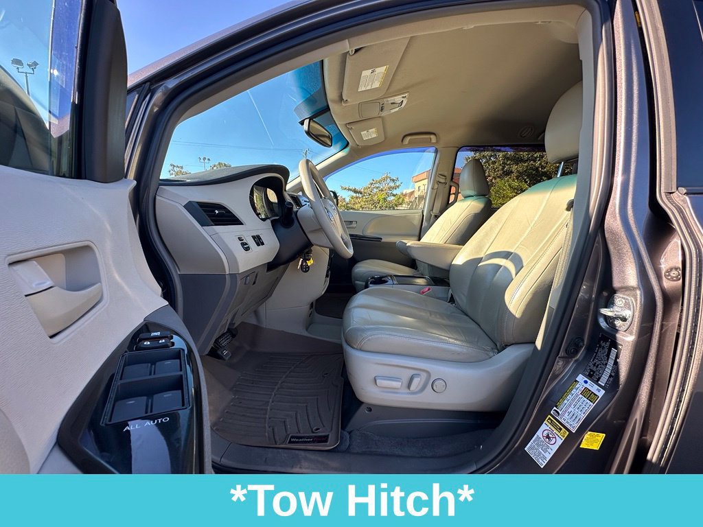 Used 2012 Toyota Sienna LE FWD image 15
