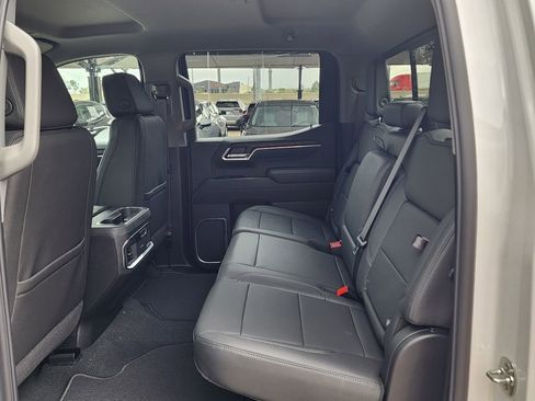 New 2026 GMC Sierra 1500 SLT w/ SLT Premium Plus Package image 41