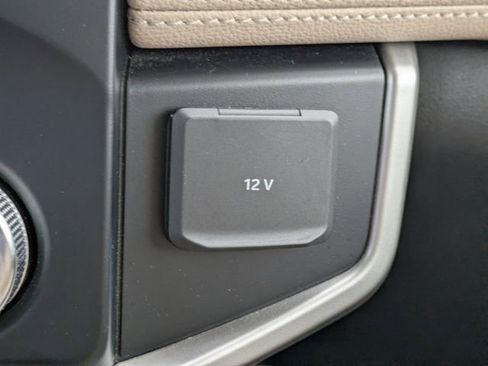Used 2024 Ford Expedition Limited AWD/4WD image 29