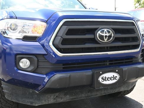 Used 2023 Toyota Tacoma SR5 RWD image 27