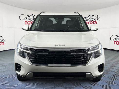 Used 2024 Kia Seltos EX image 2