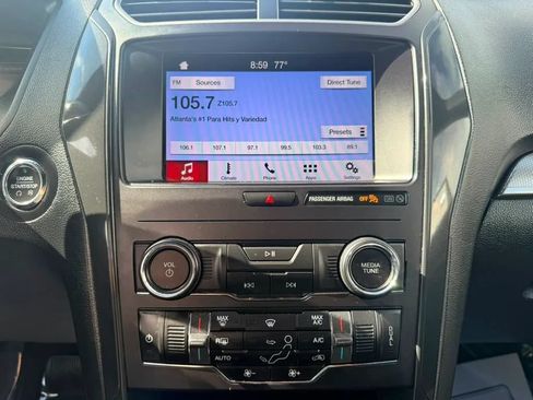 Used 2019 Ford Explorer XLT w/ Equipment Group 201A AWD/4WD image 21