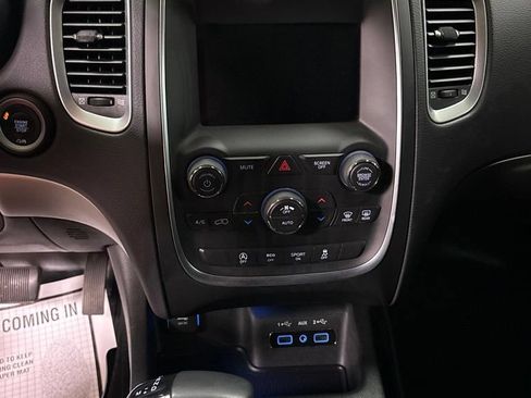 Used 2019 Dodge Durango SXT w/ 3rd Row Seating Group RWD image 13