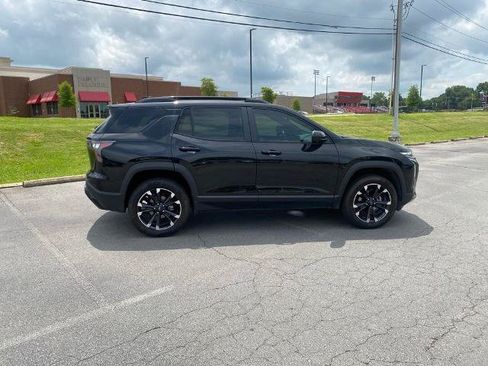Used 2025 Chevrolet Equinox RS w/ Safety and Technology Package FWD image 8