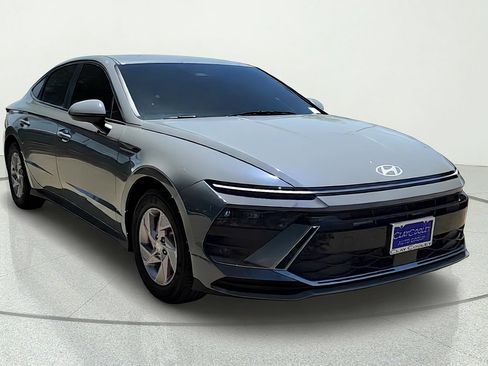 Certified 2026 Hyundai Sonata SE FWD image 1