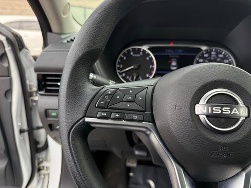 Used 2024 Nissan Sentra SV image 56