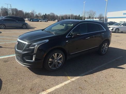 Certified 2024 Cadillac XT5 Premium Luxury w/ LPO, Floor Liner Package image 1