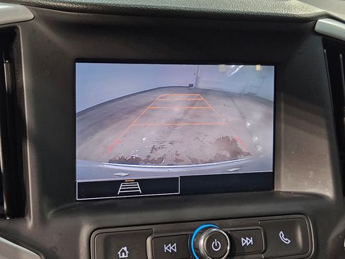 Used 2022 GMC Terrain SLE image 29